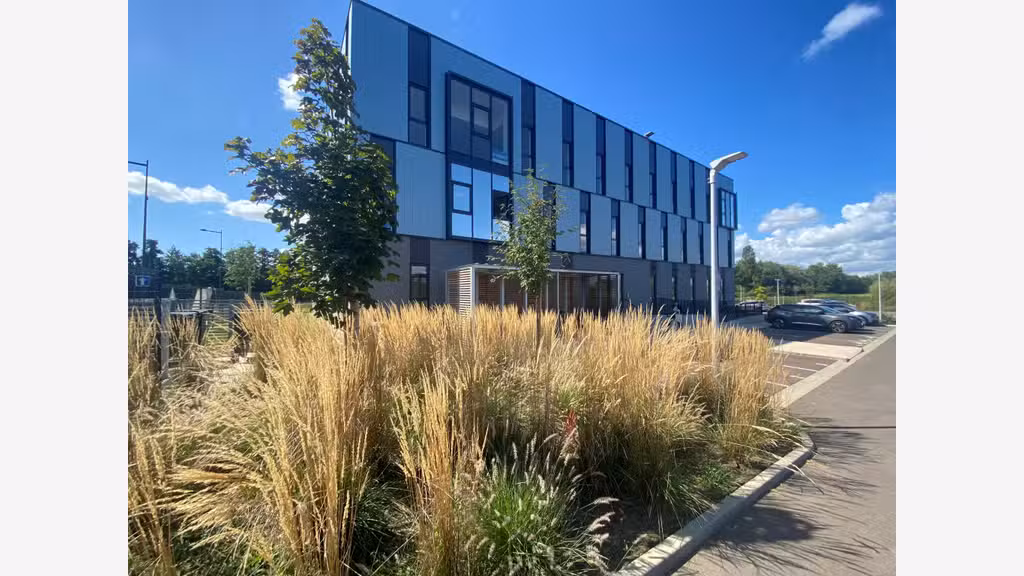 Location de bureaux - Gare à Val de Reuil