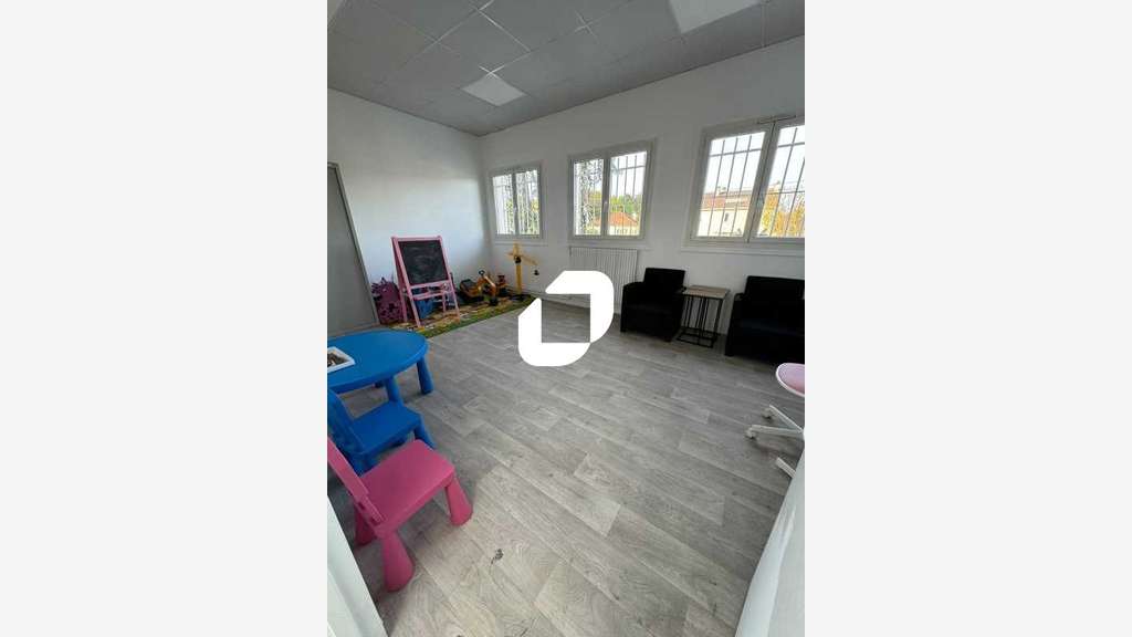 A louer Bureaux 220m² Eaubonne