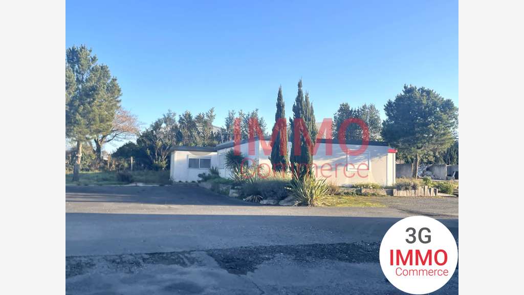 A louer bureaux 200m² en ZI à Échiré