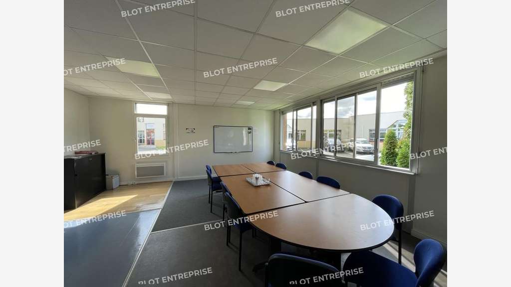 A louer bureaux 159m² à Chantepie Ecopôle Sud-Est
