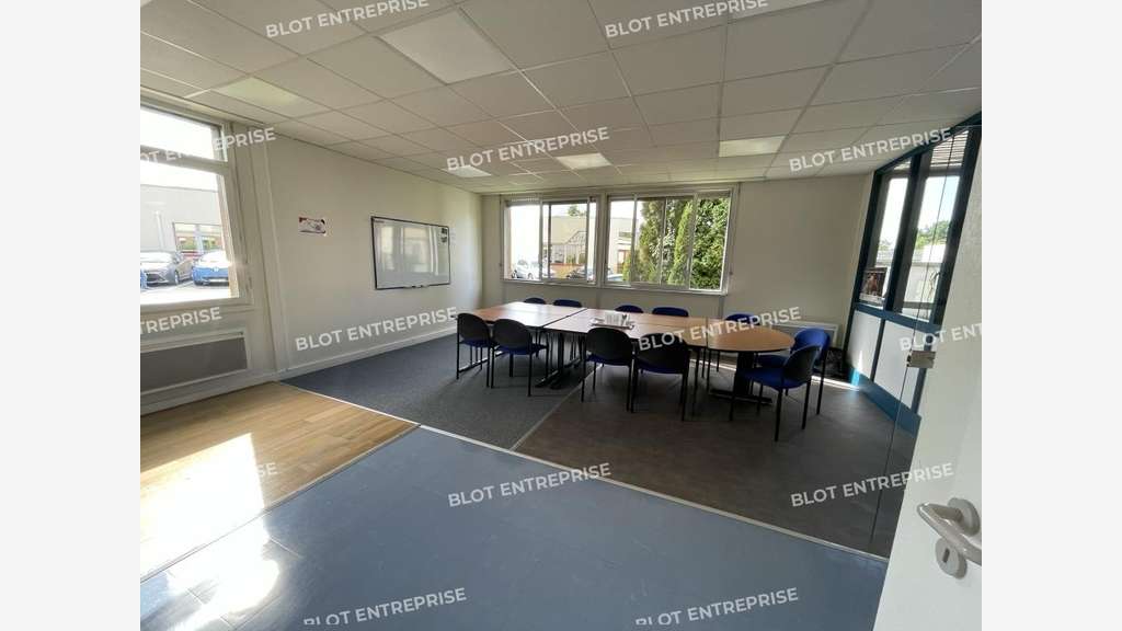 A louer bureaux 159m² à Chantepie Ecopôle Sud-Est