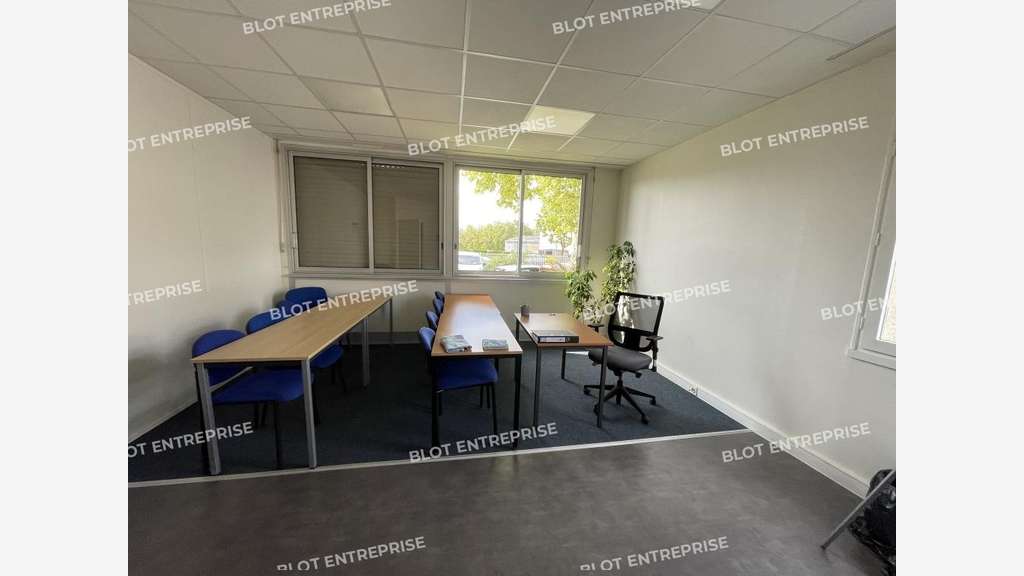 A louer bureaux 159m² à Chantepie Ecopôle Sud-Est