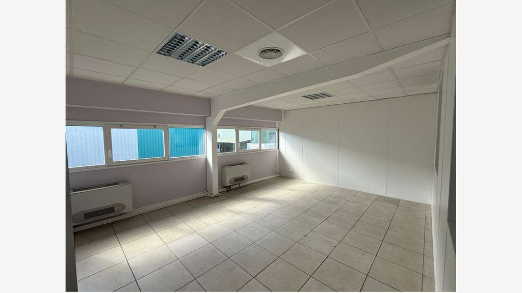 A louer bureaux 130m² à Martigues zone Ecopolis