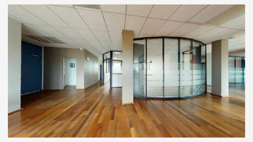 A louer bureaux 300m² à Écully Techlid