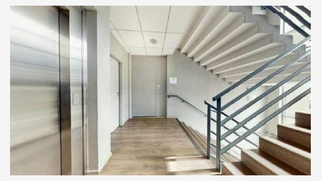A louer bureaux 300m² à Écully Techlid