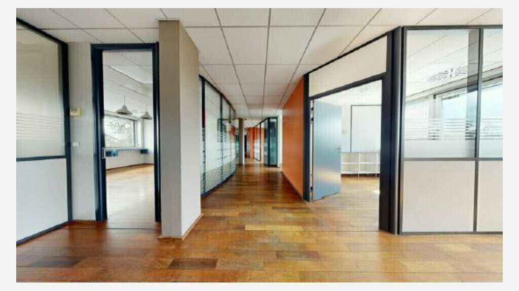A louer bureaux 300m² à Écully Techlid