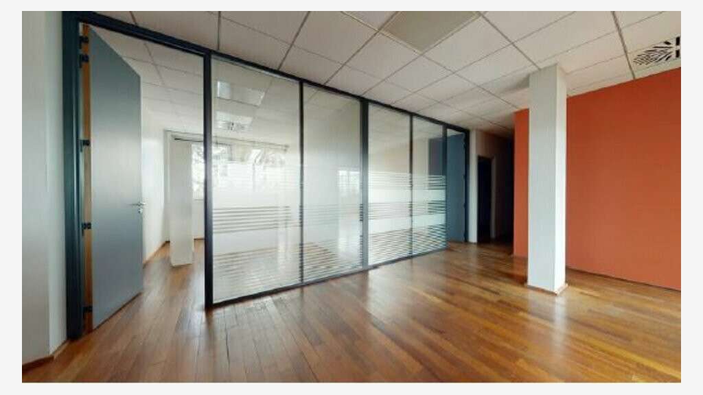 A louer bureaux 300m² à Écully Techlid