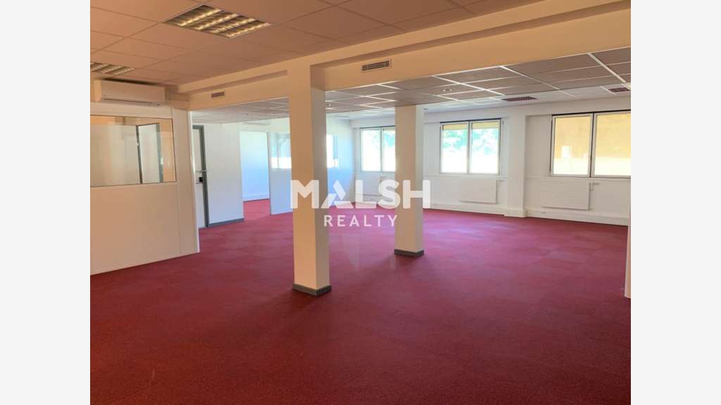 Bureaux à louer 355m² divisibles à Écully
