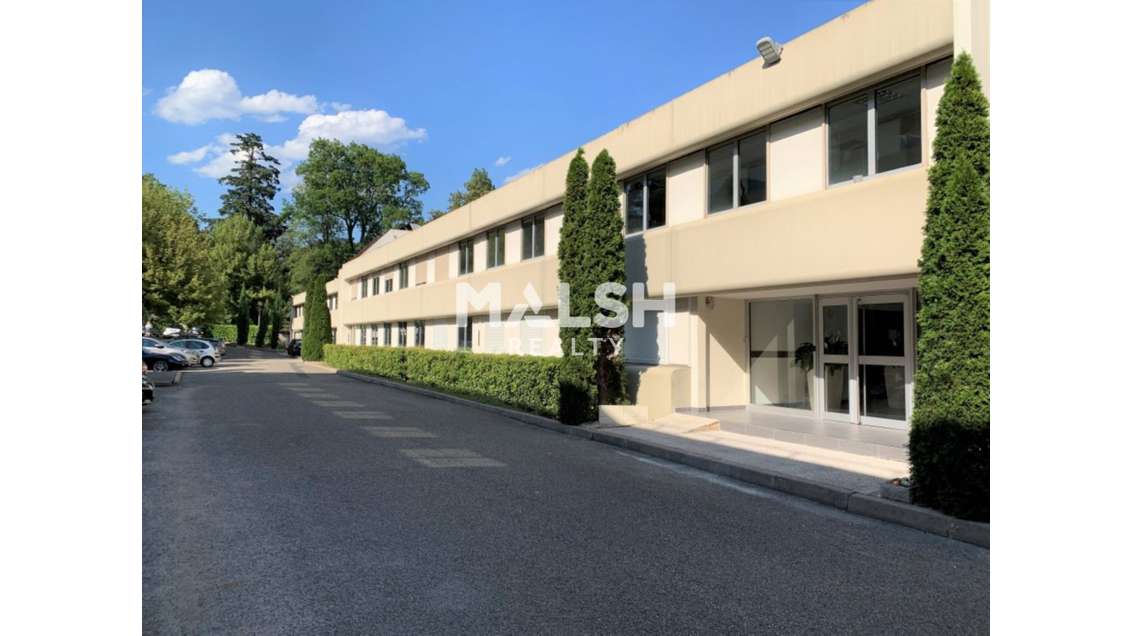 Bureaux à louer 355m² divisibles à Écully