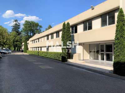 Bureaux à louer 355m² divisibles à Écully