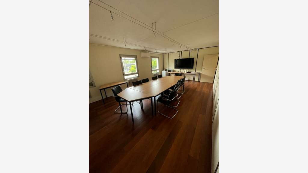 Bureau 104m² à louer à Ecully Techlid