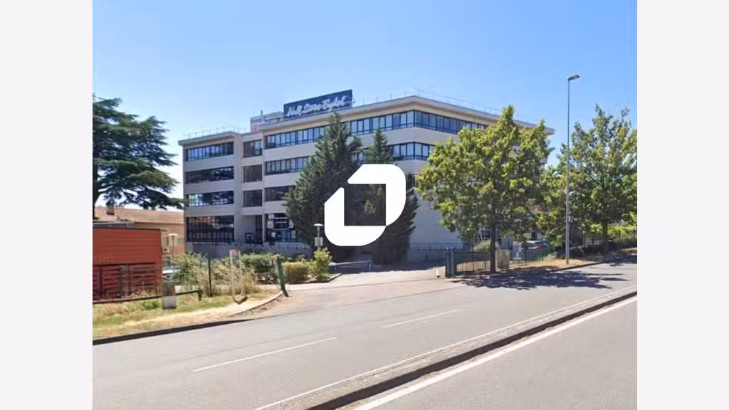 A louer Bureaux 899m² Ecully