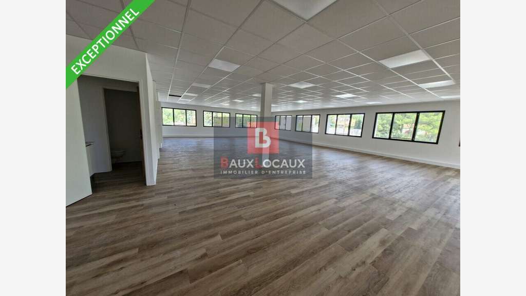 Bureaux 831m² divisibles neufs à louer à Eguilles