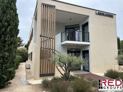 Location Locaux commerciaux - Boutiques à Éguilles