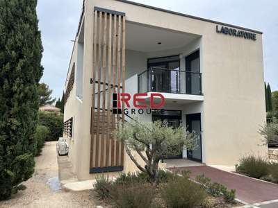 Location Locaux commerciaux - Boutiques à Éguilles