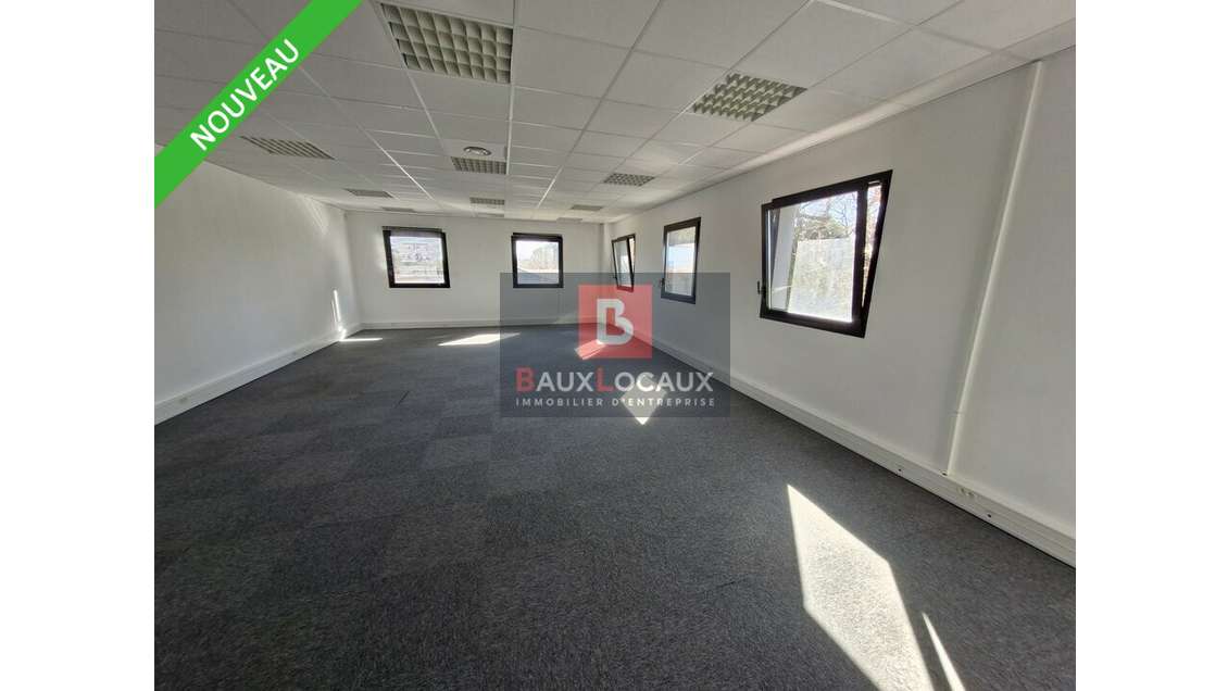 Bureaux 66m² à louer à Éguilles  ZI Jalassières