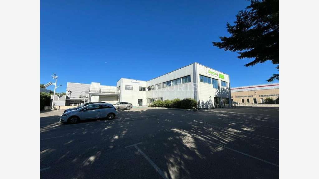 Bureaux 120m² à louer zone des Jalassières