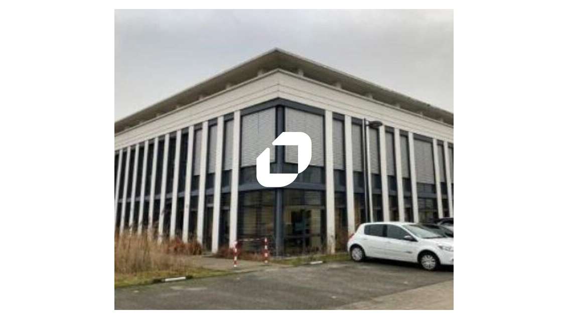 A louer Bureaux 196m² Elancourt