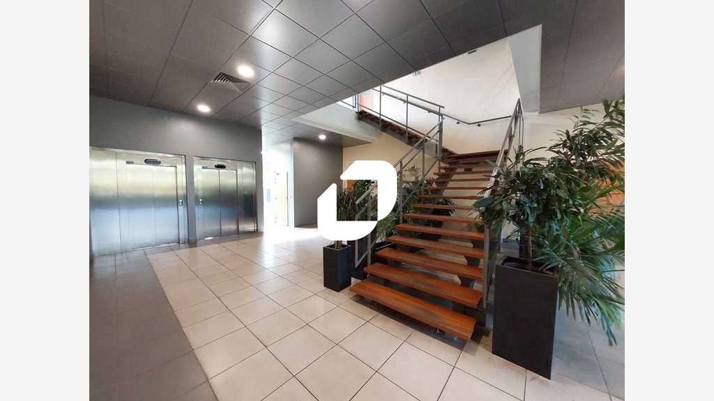 A louer Bureaux 964m² Elancourt