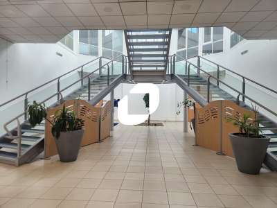 A louer Bureaux 415m² Elancourt