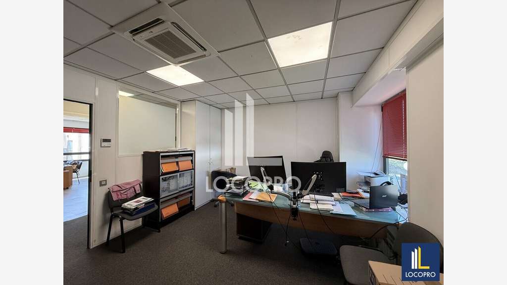 Location plateau bureaux 107m² à Cannes La Bocca