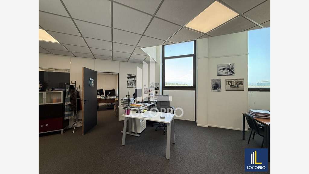 Location plateau bureaux 107m² à Cannes La Bocca