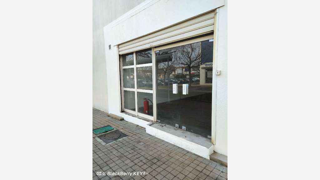 Loue bureaux 100m² en RDC ZI Estroublans Vitrolles