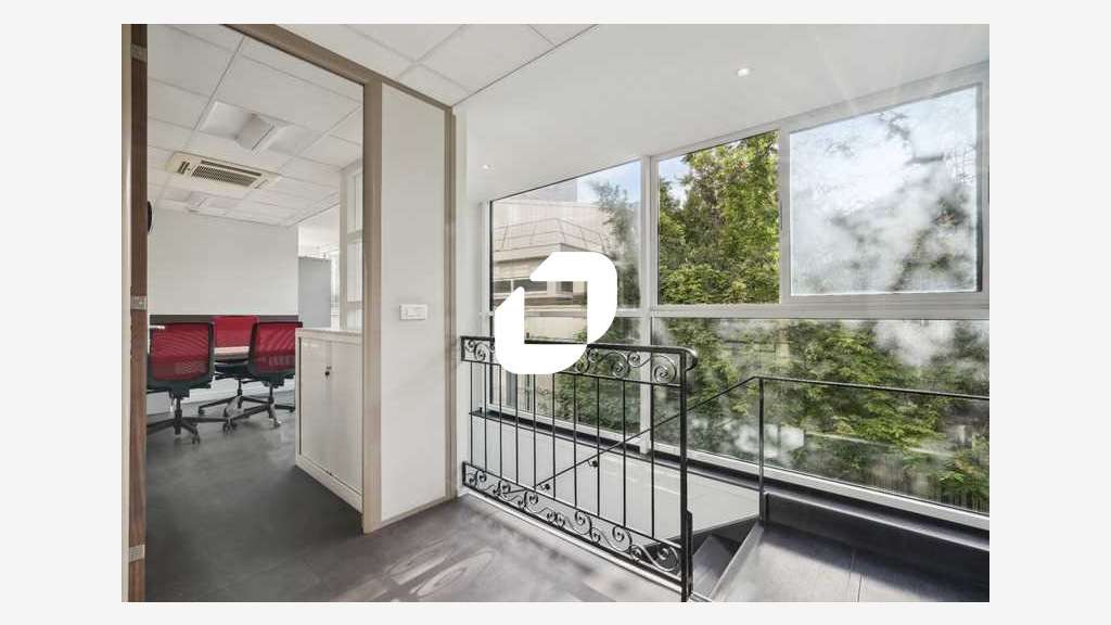 A louer Bureaux 212m² Enghien les bains