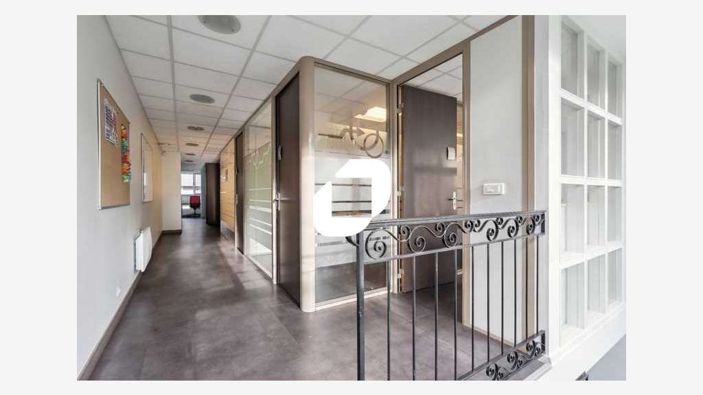 A louer Bureaux 212m² Enghien les bains
