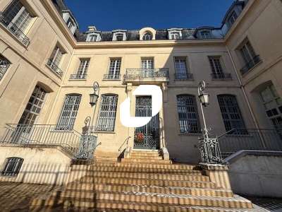 Location Bureaux à Ennery