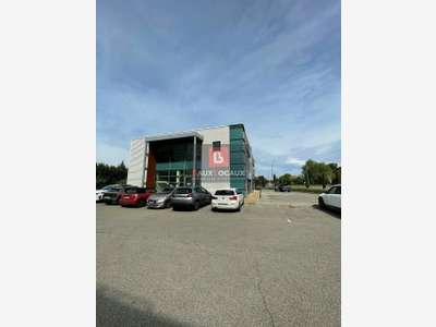 Bureaux 190m² à louer à Entraigues-sur-la-Sorgue