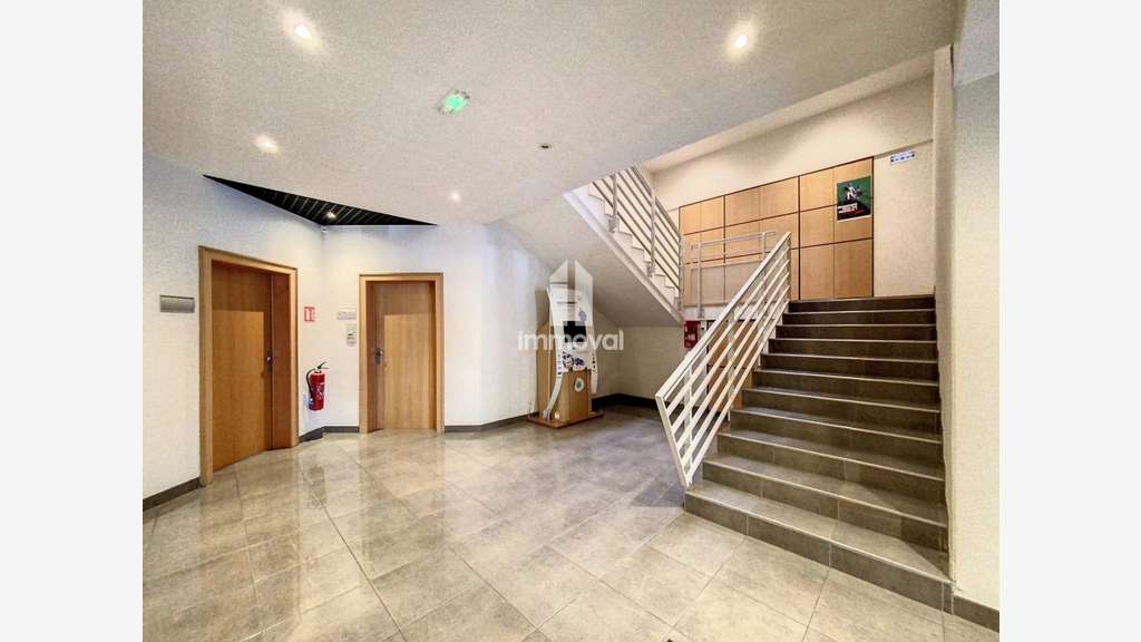 Locaux professionnels 203m² à Entzheim Aéroparc