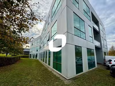 A louer Bureaux 256m² Entzheim