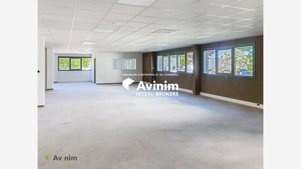 A louer espace bureau 270m² divisible à Epinal