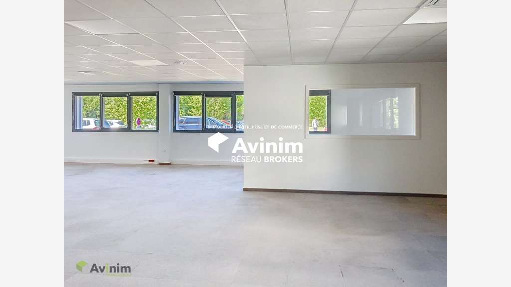 A louer espace bureau 270m² divisible à Epinal