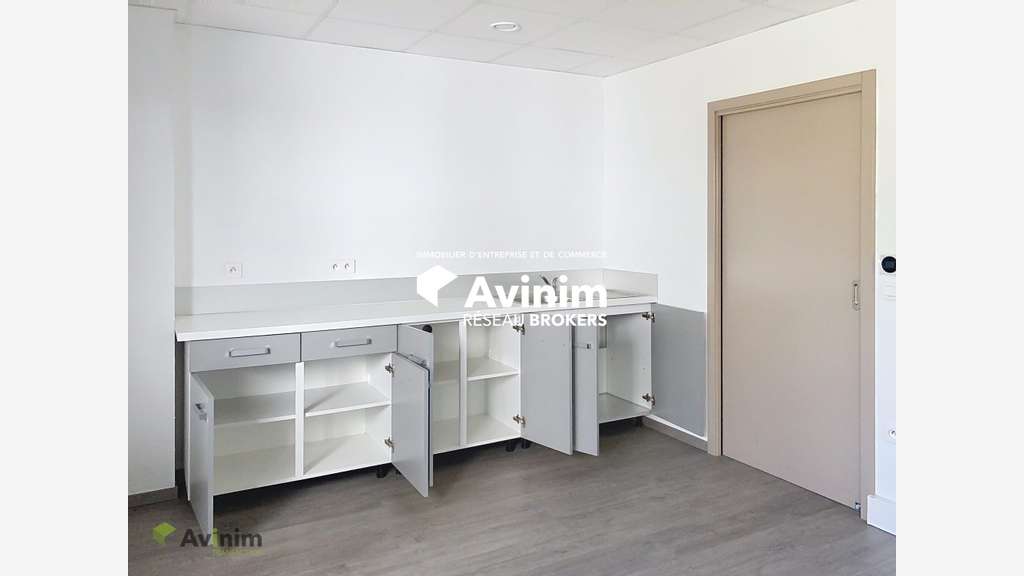 A louer espace bureau 270m² divisible à Epinal