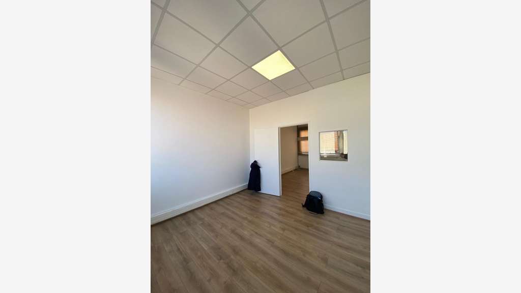 A louer bureau lumineux 29m² à Épinay-sur-Seine