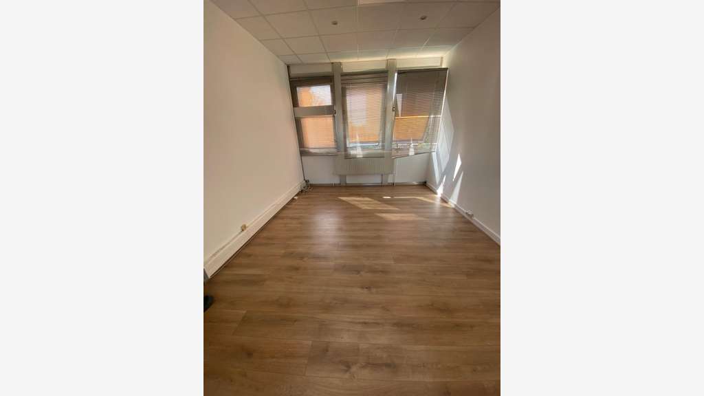 A louer bureau lumineux 29m² à Épinay-sur-Seine