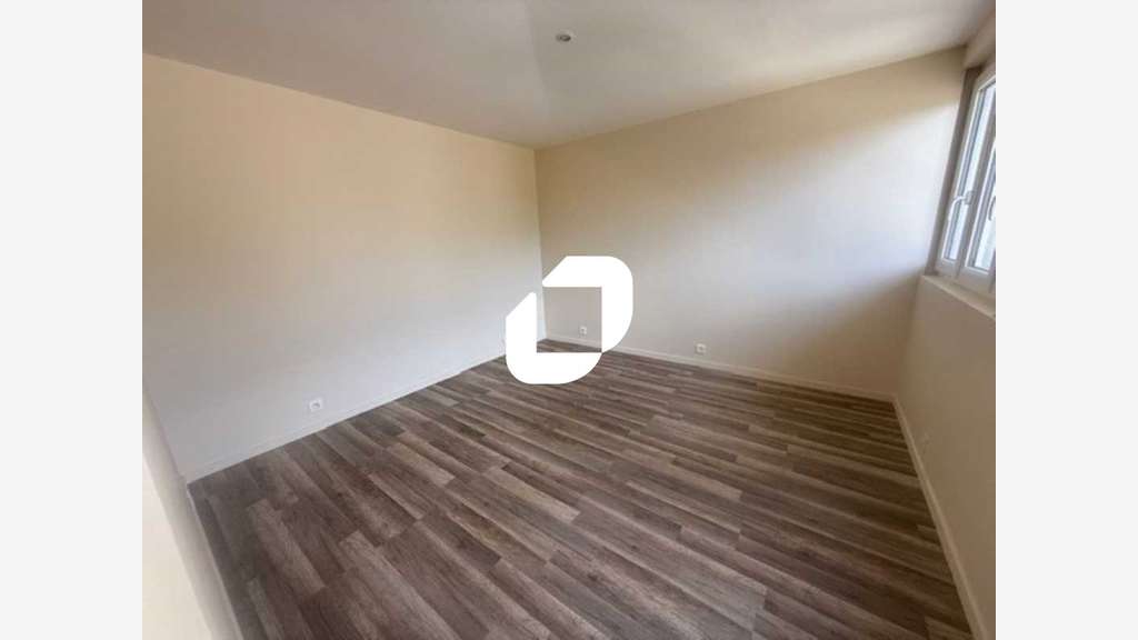 A louer Bureaux 400m² Eragny