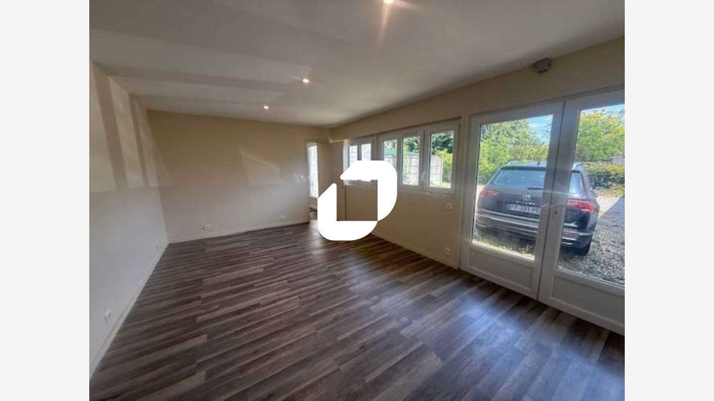 A louer Bureaux 400m² Eragny