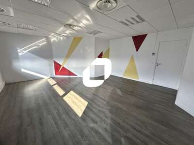 A louer Bureaux 452m² Ermont