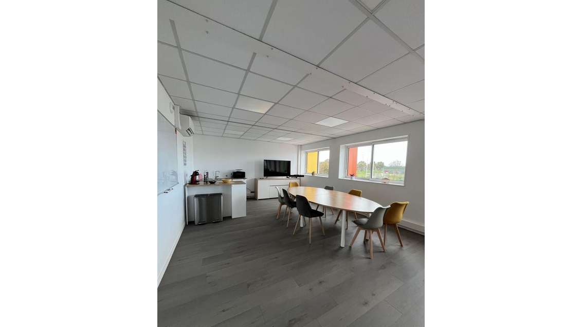 Location bureaux de 90m² à Essarts-en-Bocage