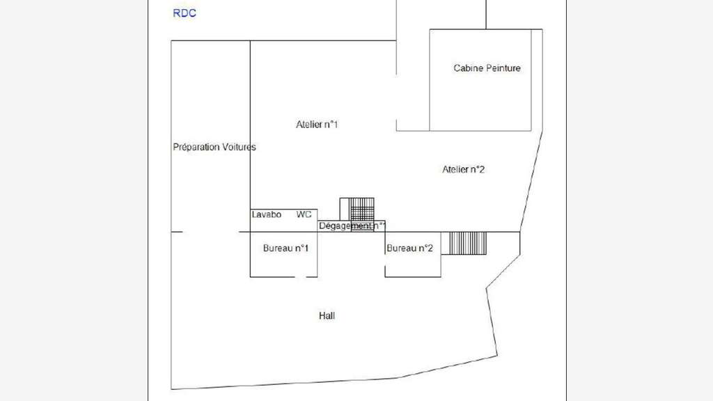 Ateliers et bureaux 868m² à louer à Essert