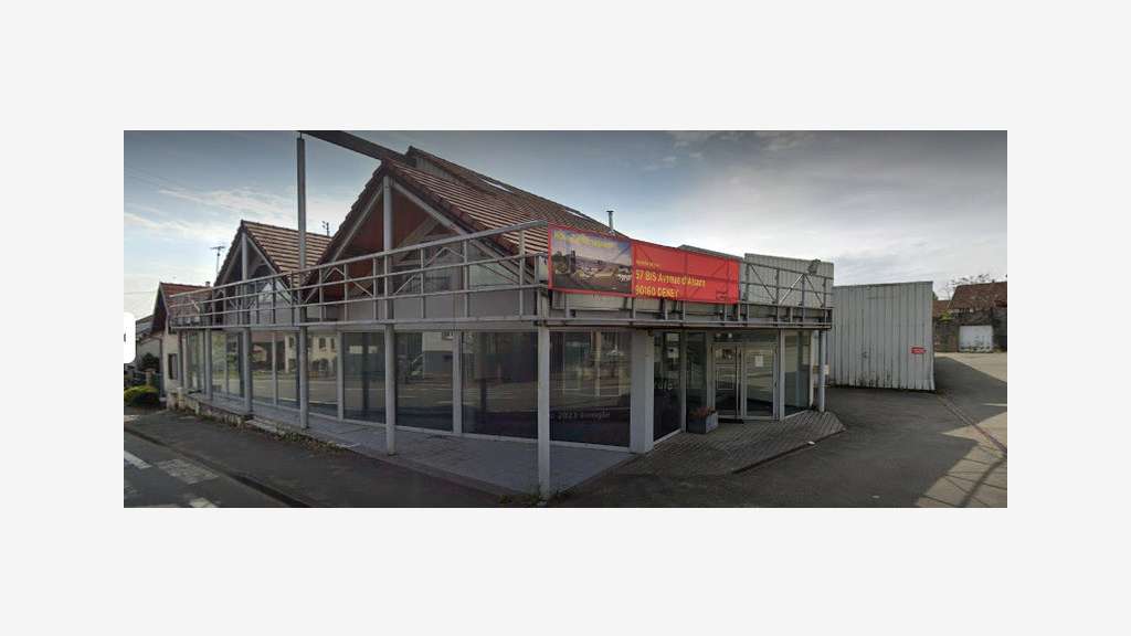 Ateliers et bureaux 868m² à louer à Essert