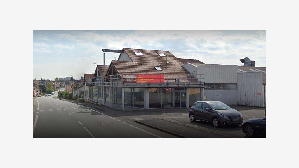 Ateliers et bureaux 868m² à louer à Essert