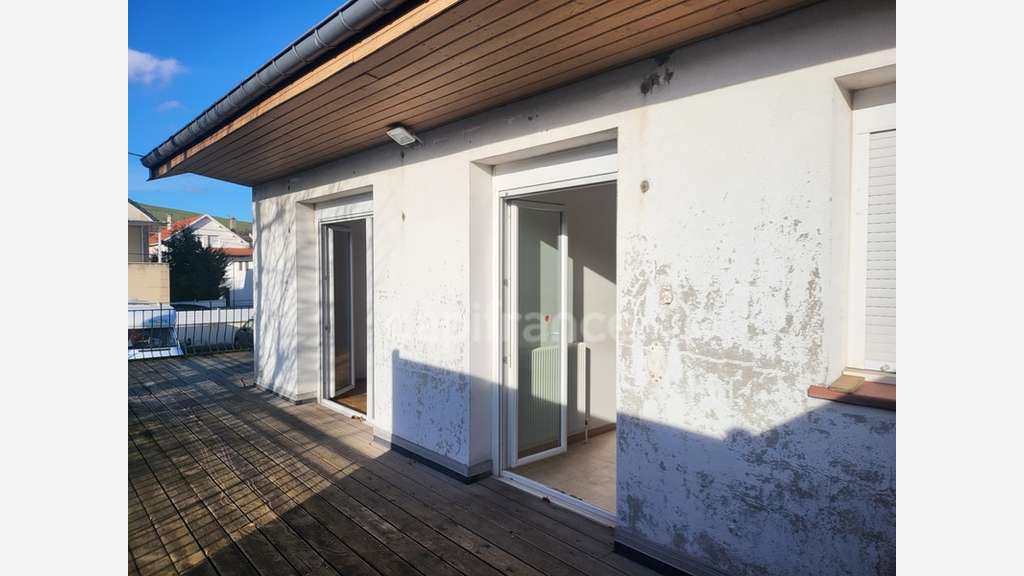 Bureaux 144m² parking à louer à Essey les Nancy