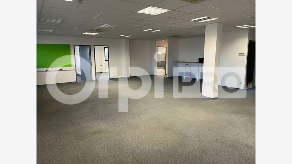 A louer bureaux 200m² à Limoges Ester Technopole