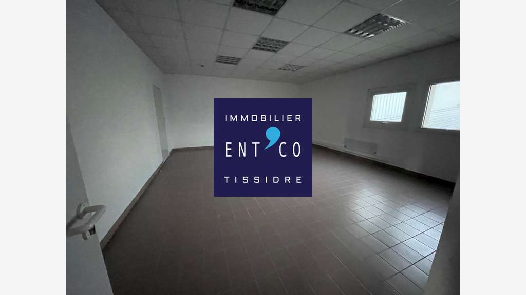 A louer bureaux 30m² empl stratégique à Estillac