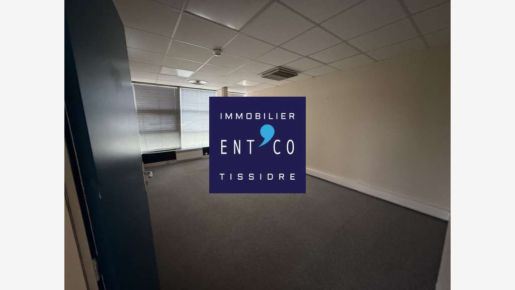 Bureaux lumineux fonctionnels à louer à Estillac