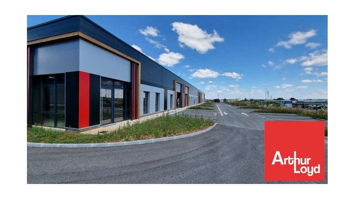 Locaux 399m² à louer Poitiers ZI République